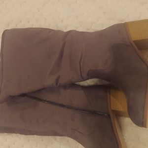 Womens size 7 tall suede dress boots - never worn.